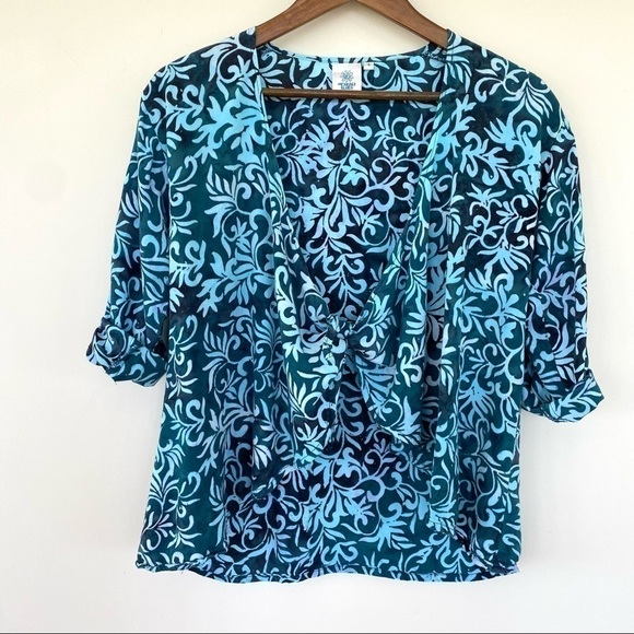 Mexicali Blues tie front top, coverup with roll tab sleeves - Picture 3 of 11